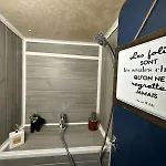 Vedette Location A La Nuitee Sur L Eau Hotel na wodzie *