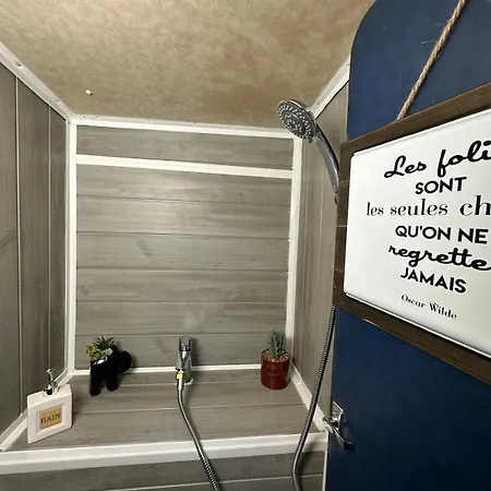 Vedette Location A La Nuitee Sur L Eau ספינת מלון *